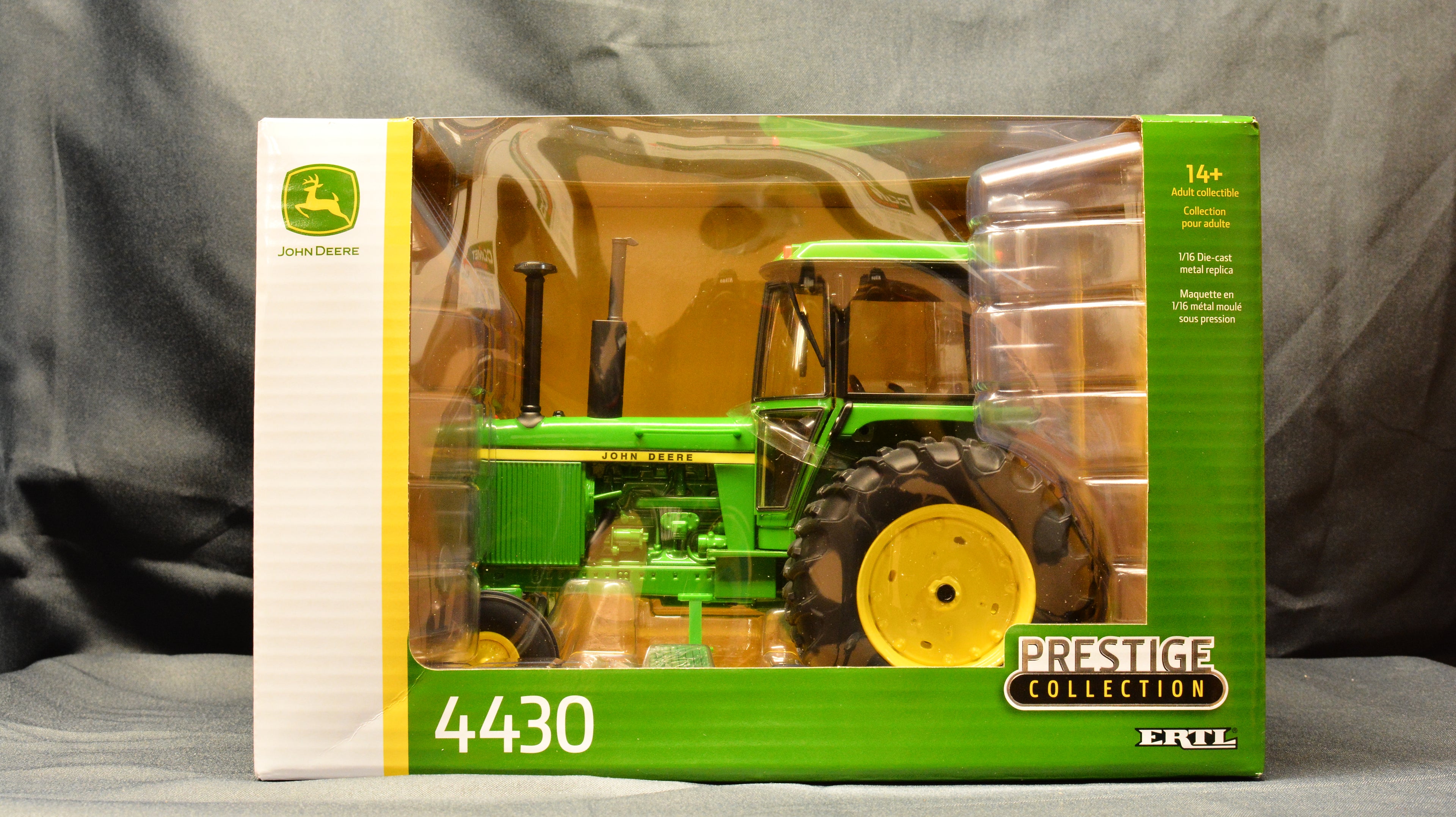 45832 1/16 John Deere 4430 Prestige