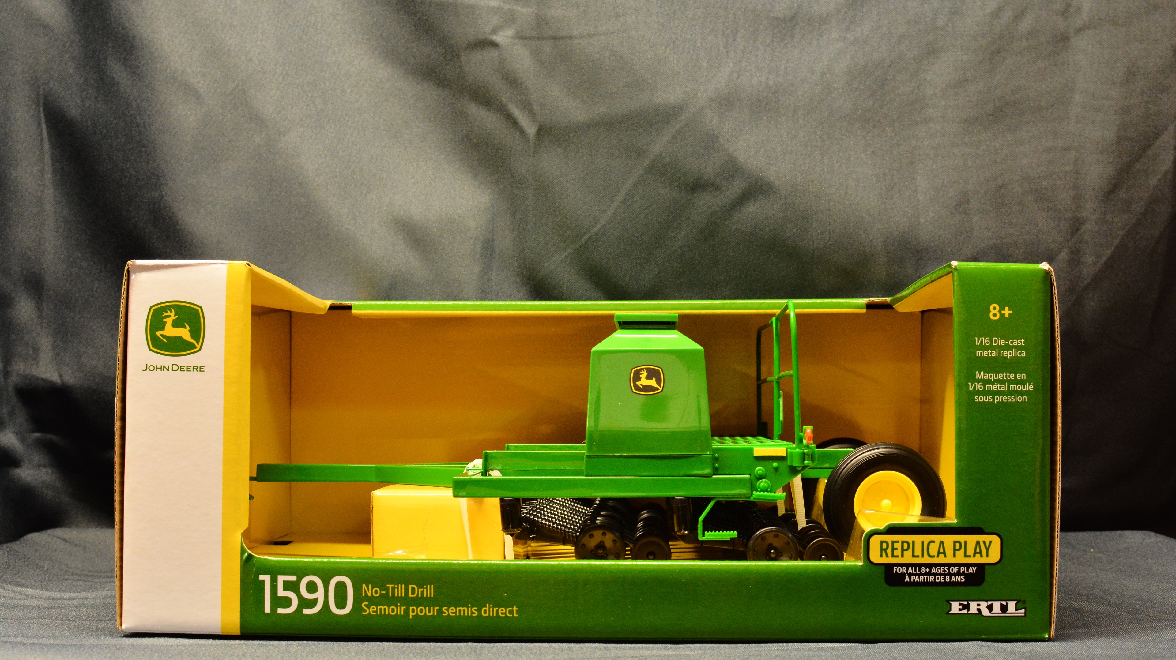 45816 1/16 John Deere 1590 Grain Drill