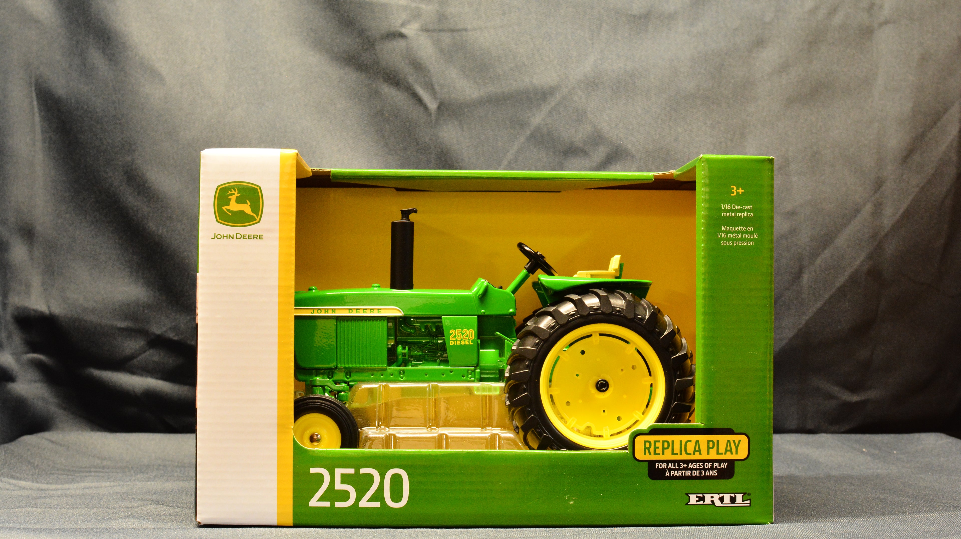 45913 1/16 John Deere 2520 WF Diesel