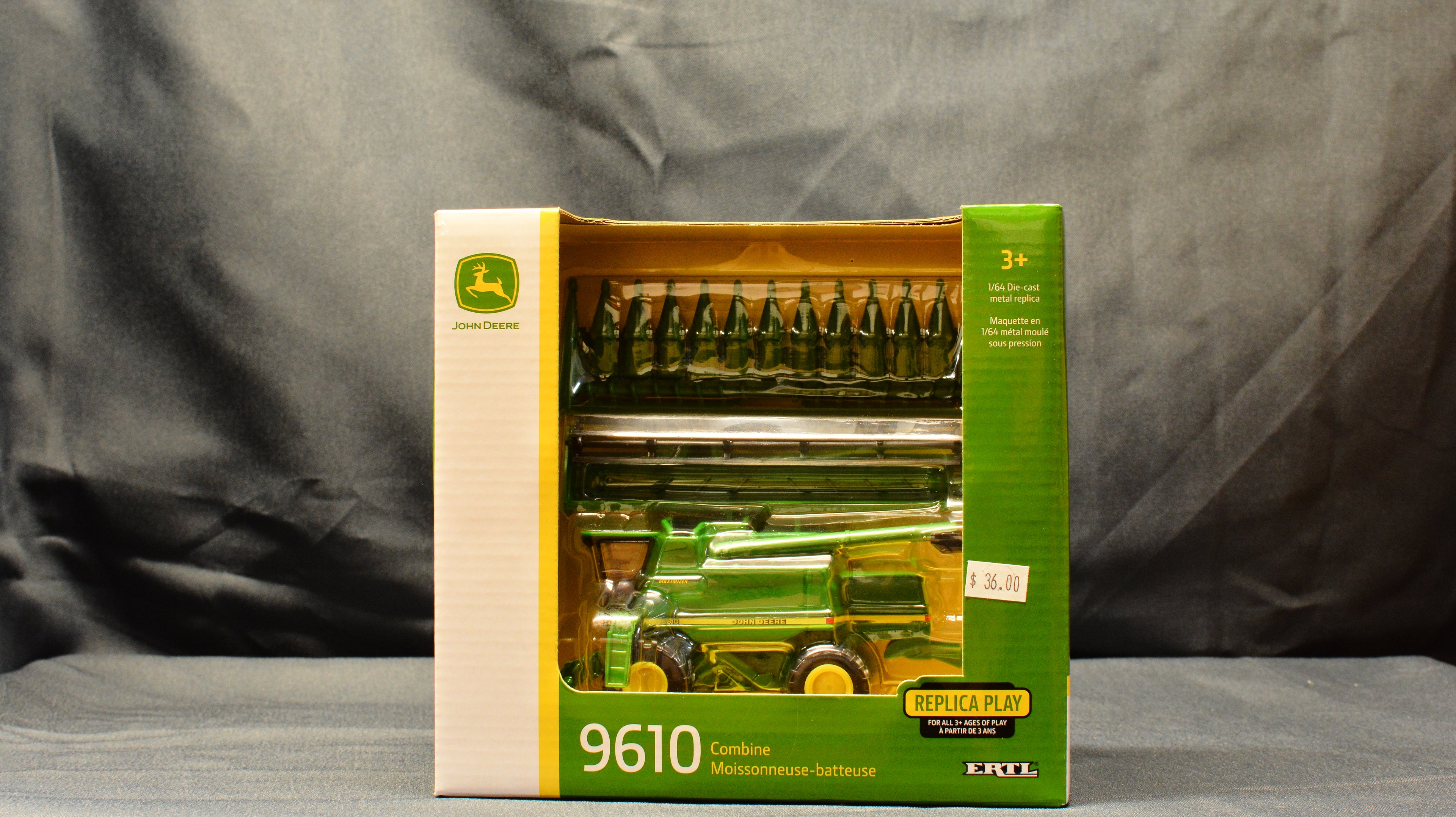 45871 1/64 John Deere 9610 Combine